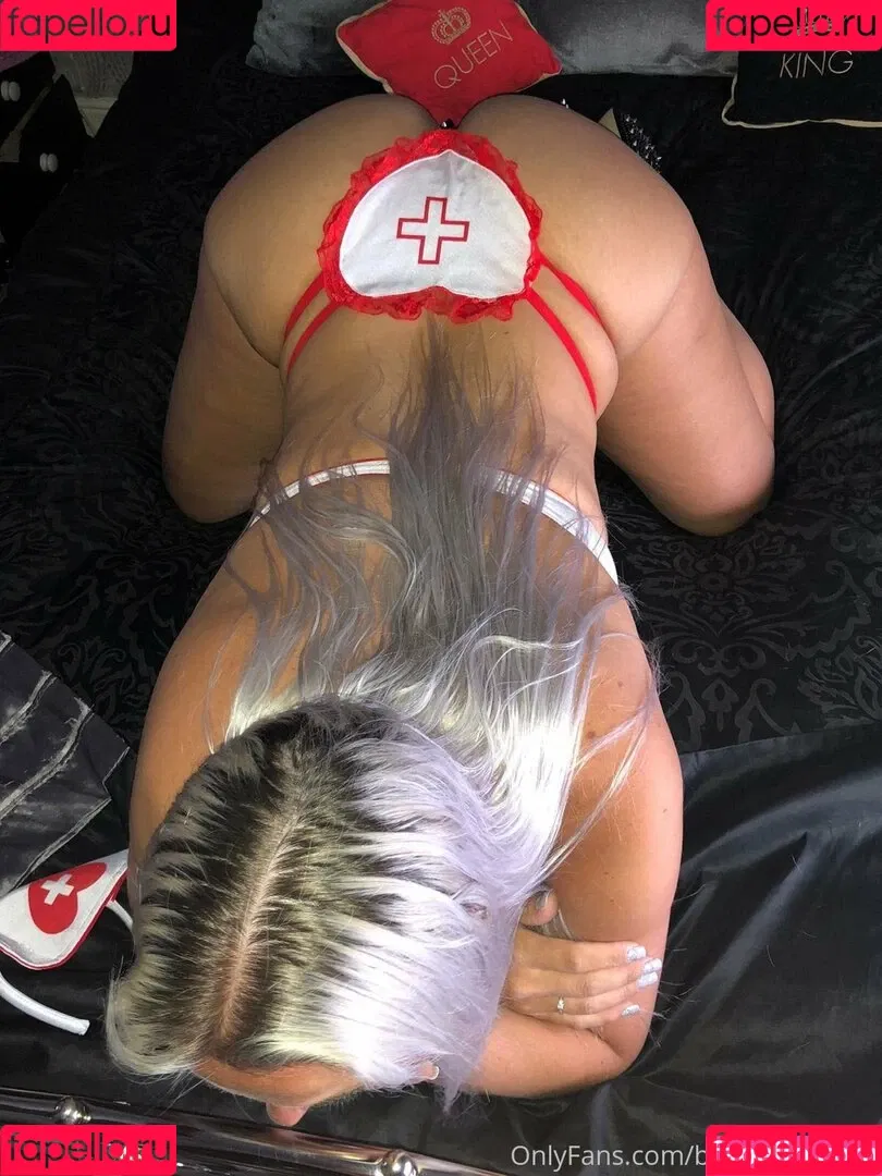 ukhotwifecouple Onlyfans Photo Gallery 