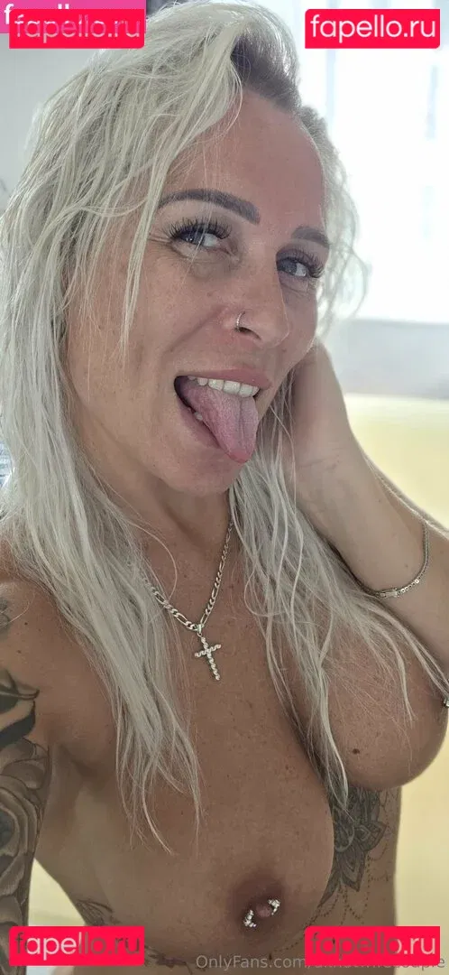 ukhotwifecouple Onlyfans Photo Gallery 