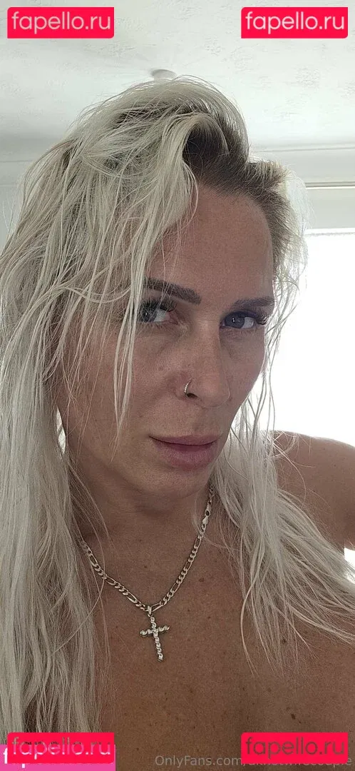 ukhotwifecouple Onlyfans Photo Gallery 