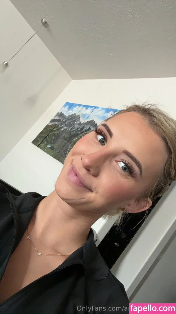 ariaadamsbaby Onlyfans Photo Gallery 