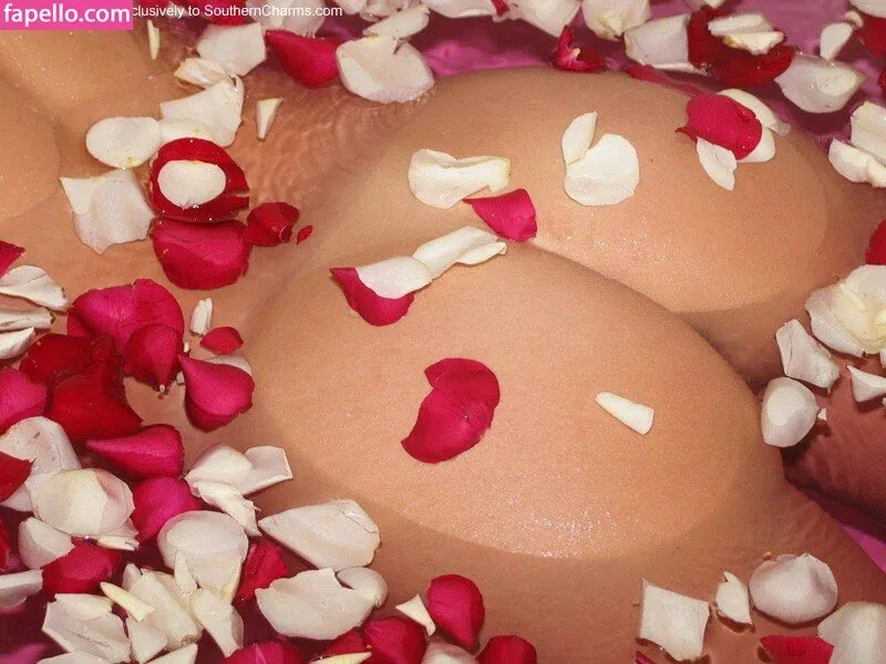 Southern-Charms Reese Onlyfans Photo Gallery 