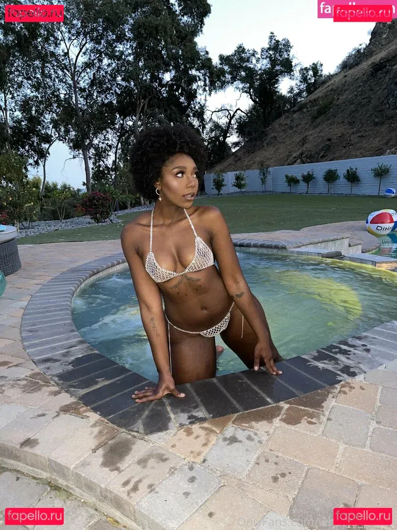 what_a_peach Onlyfans Photo Gallery 