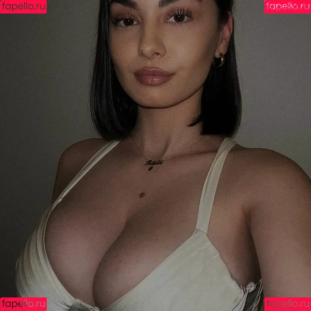 Adelaide T Onlyfans Photo Gallery 