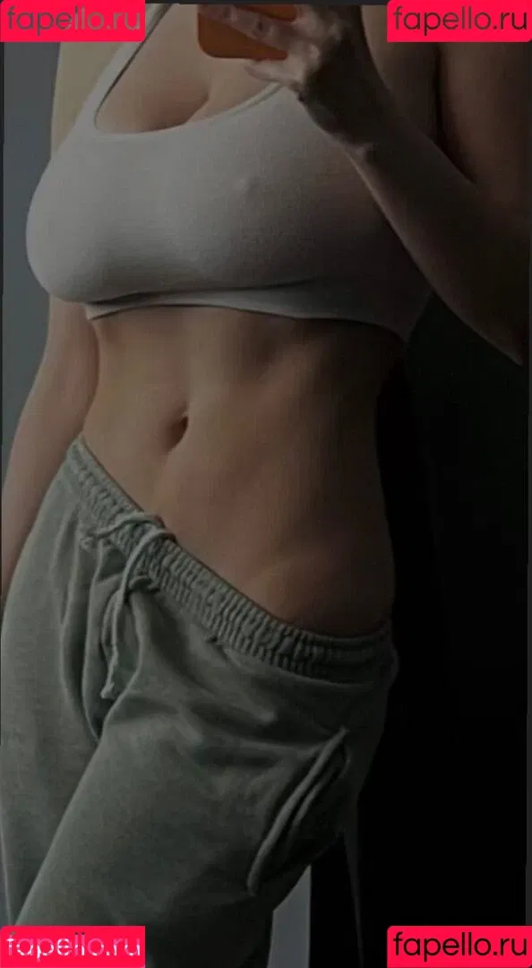 Adelaide T Onlyfans Photo Gallery 