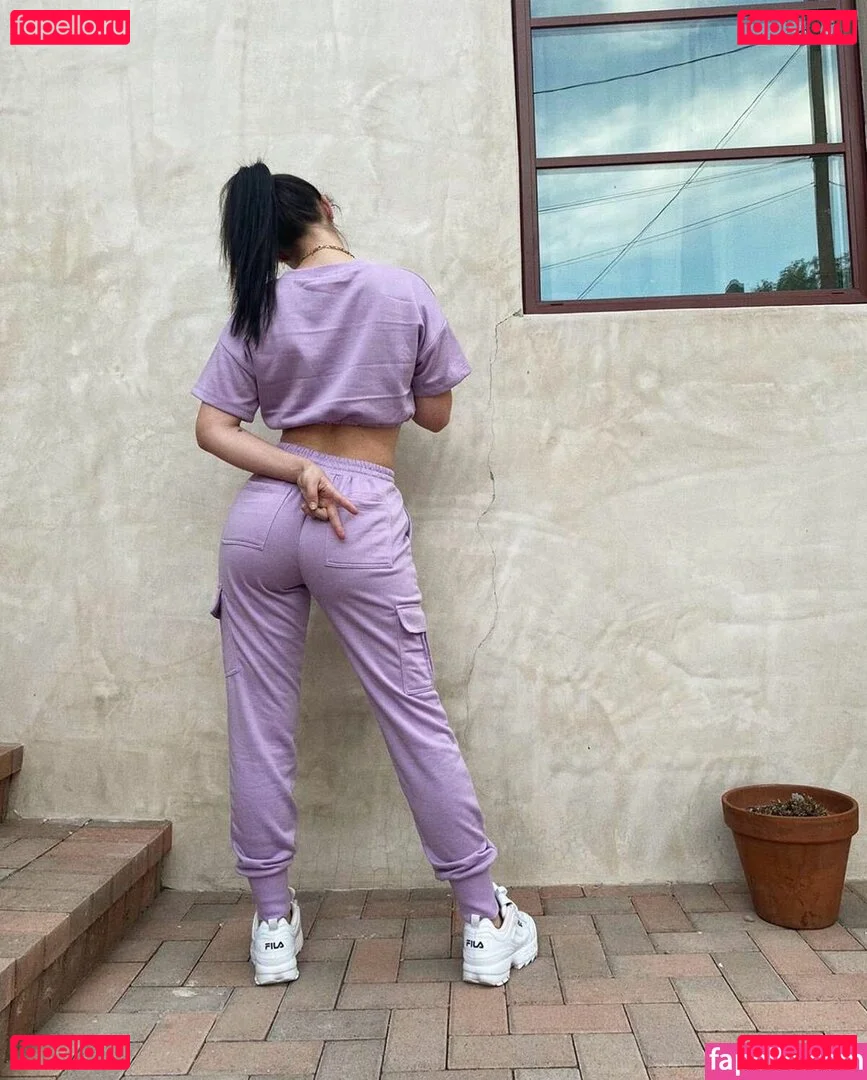 Adelaide T Onlyfans Photo Gallery 