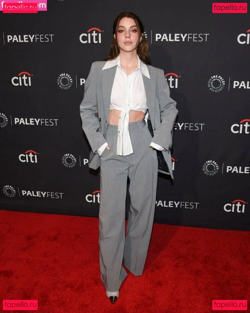 Adelaide T Onlyfans Photo Gallery 