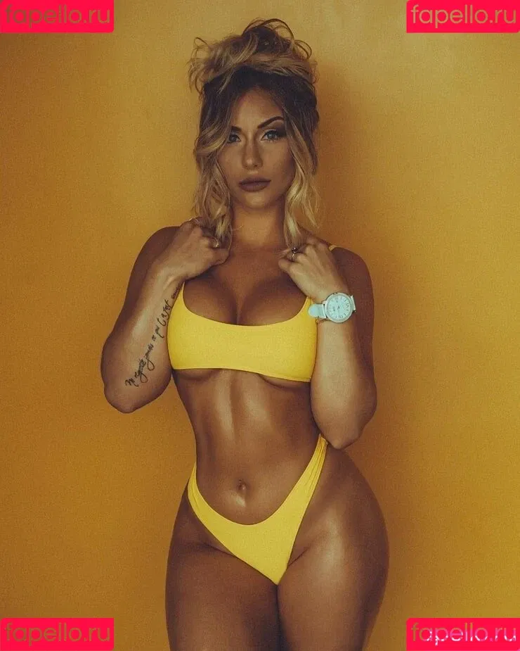 Marine Sainte Onlyfans Photo Gallery 