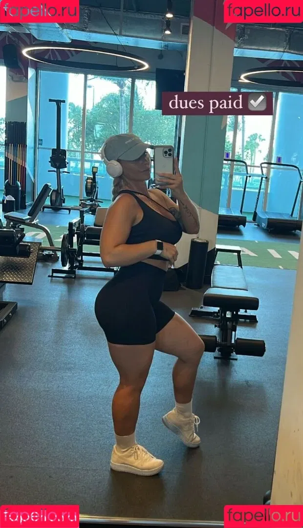 Marine Sainte Onlyfans Photo Gallery 