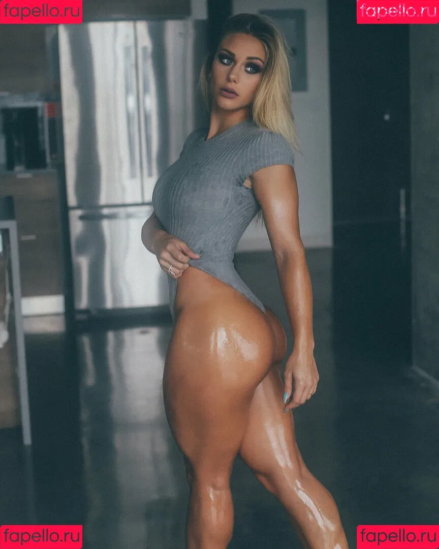 Marine Sainte Onlyfans Photo Gallery 