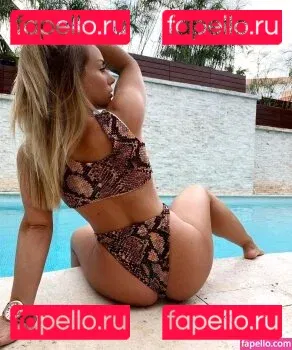 Marine Sainte Onlyfans Photo Gallery 