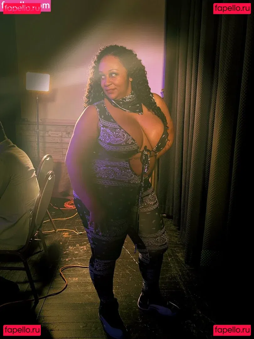 Faye Jackson Onlyfans Photo Gallery 