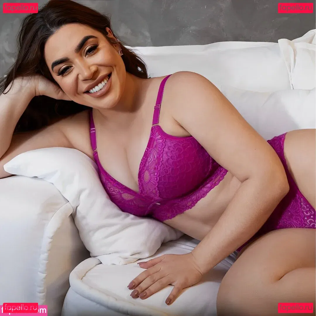 Naiara Azevedo Onlyfans Photo Gallery 