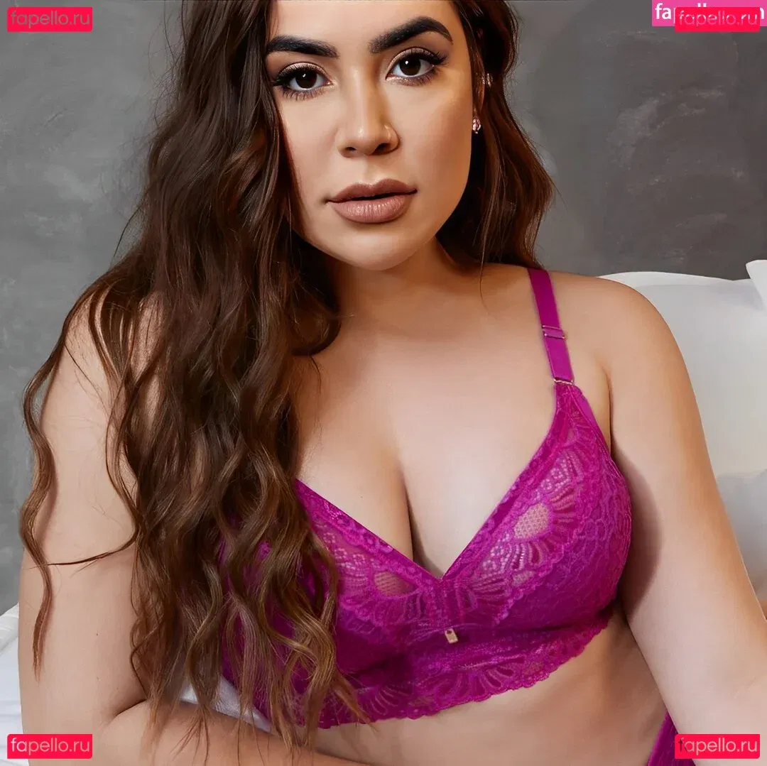 Naiara Azevedo Onlyfans Photo Gallery 