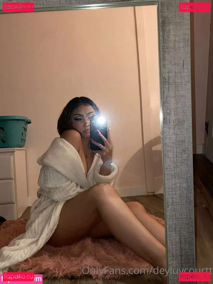deyluvcourtt Onlyfans Photo Gallery 