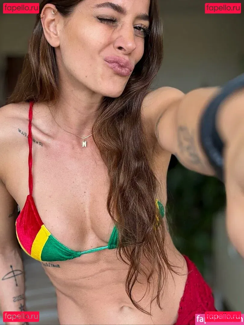 Maria Joana Onlyfans Photo Gallery 