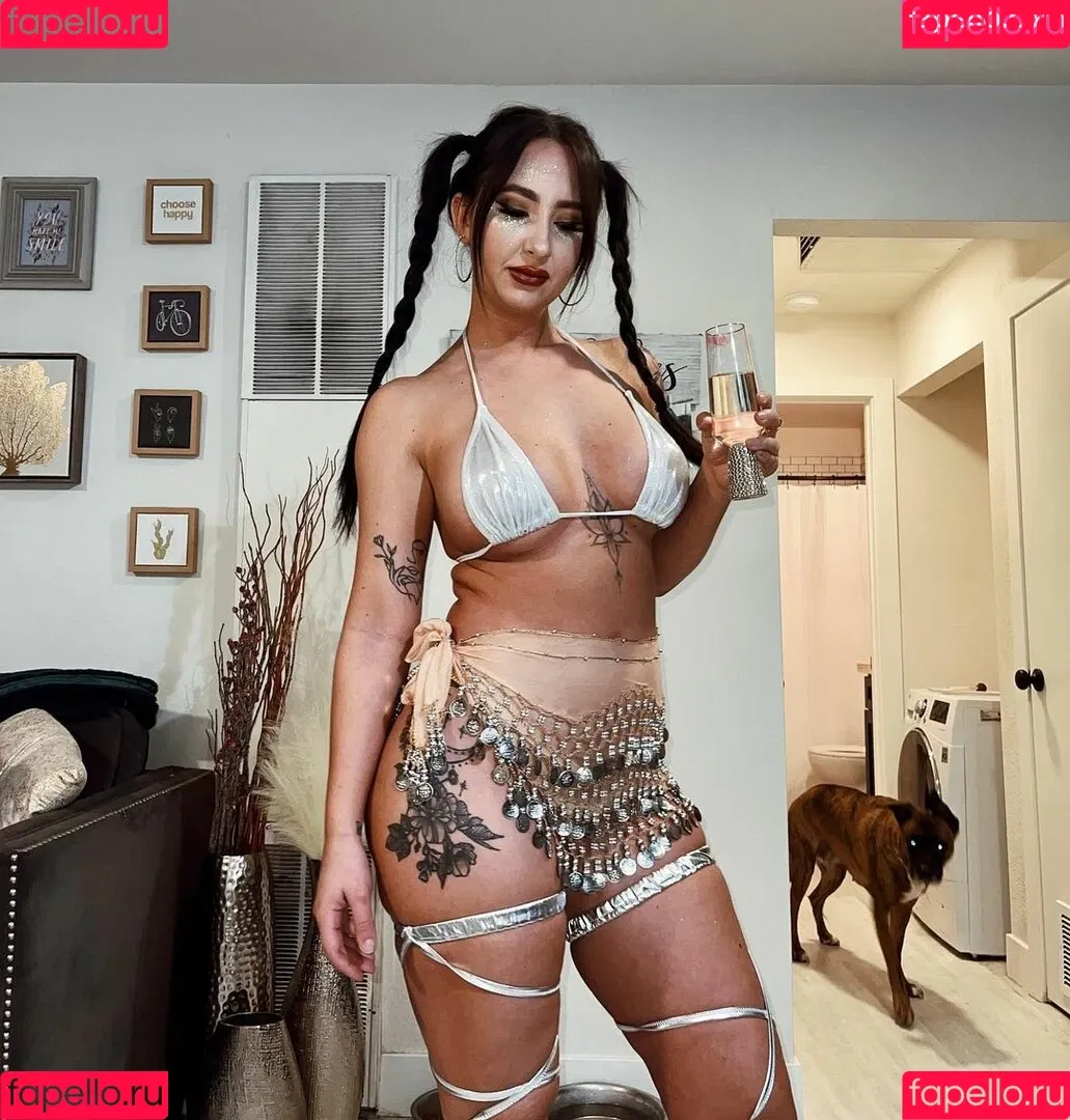 Megan Nicole Onlyfans Photo Gallery 