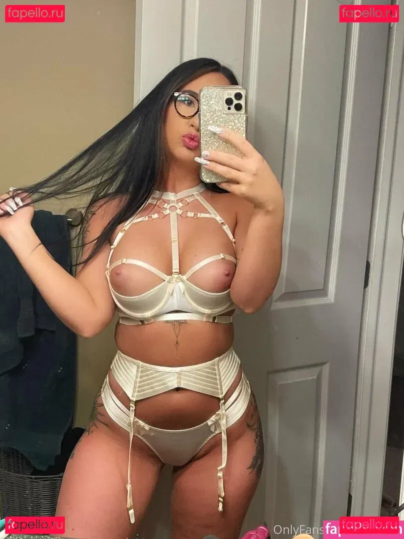 Megan Nicole Onlyfans Photo Gallery 
