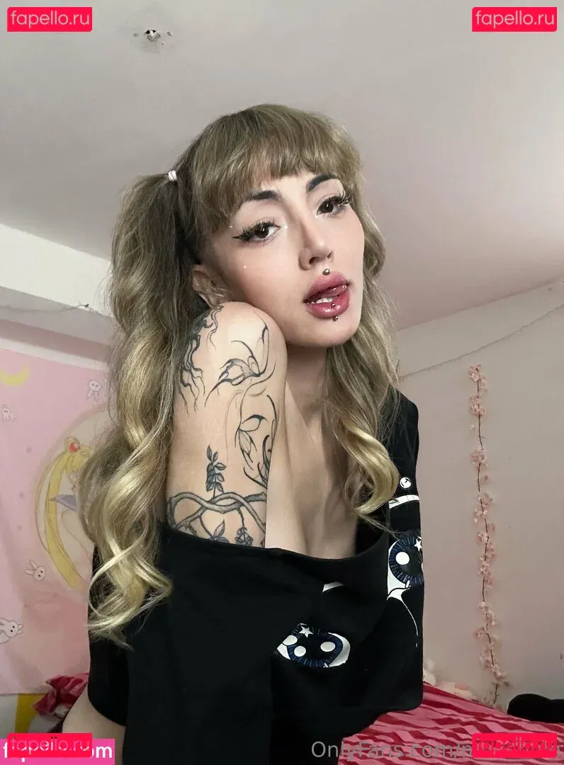 muashole Onlyfans Photo Gallery 