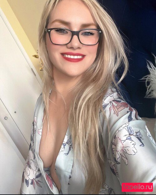 aktahly Nude Onlyfans Photo 48