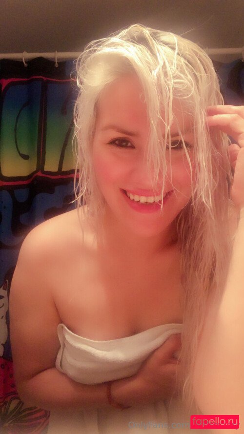 aktahly Nude Onlyfans Photo 36