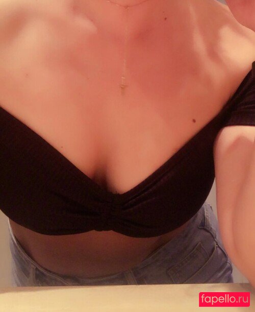 aktahly Nude Onlyfans Photo 31