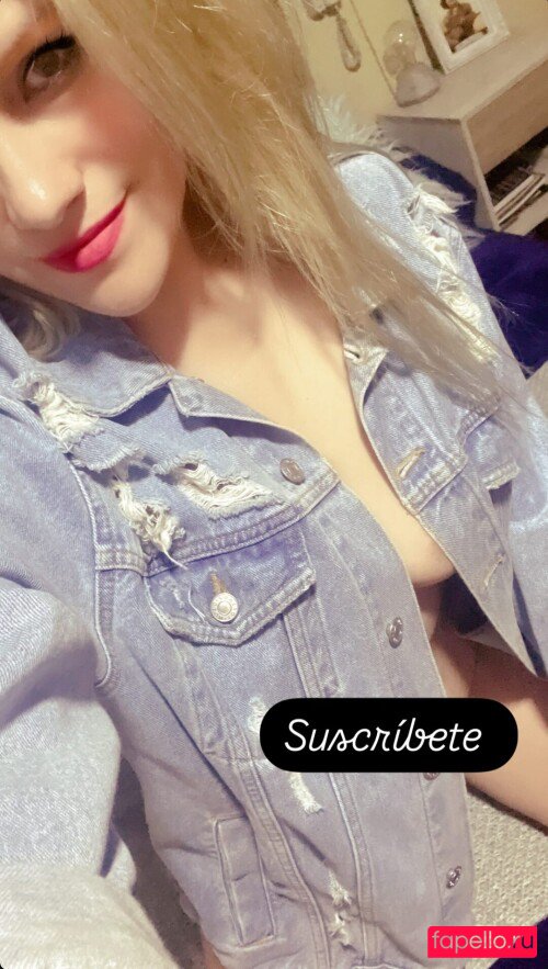 aktahly Nude Onlyfans Photo 16