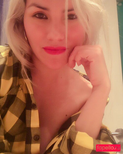 aktahly Nude Onlyfans Photo 13