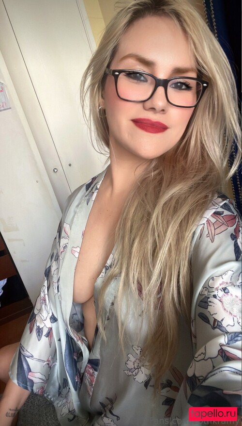 aktahly Nude Onlyfans Photo 4