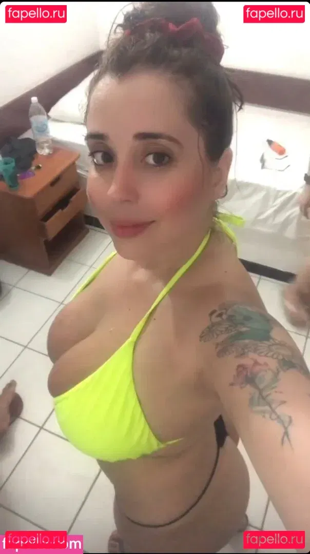 Gabriela Couto Onlyfans Photo Gallery 