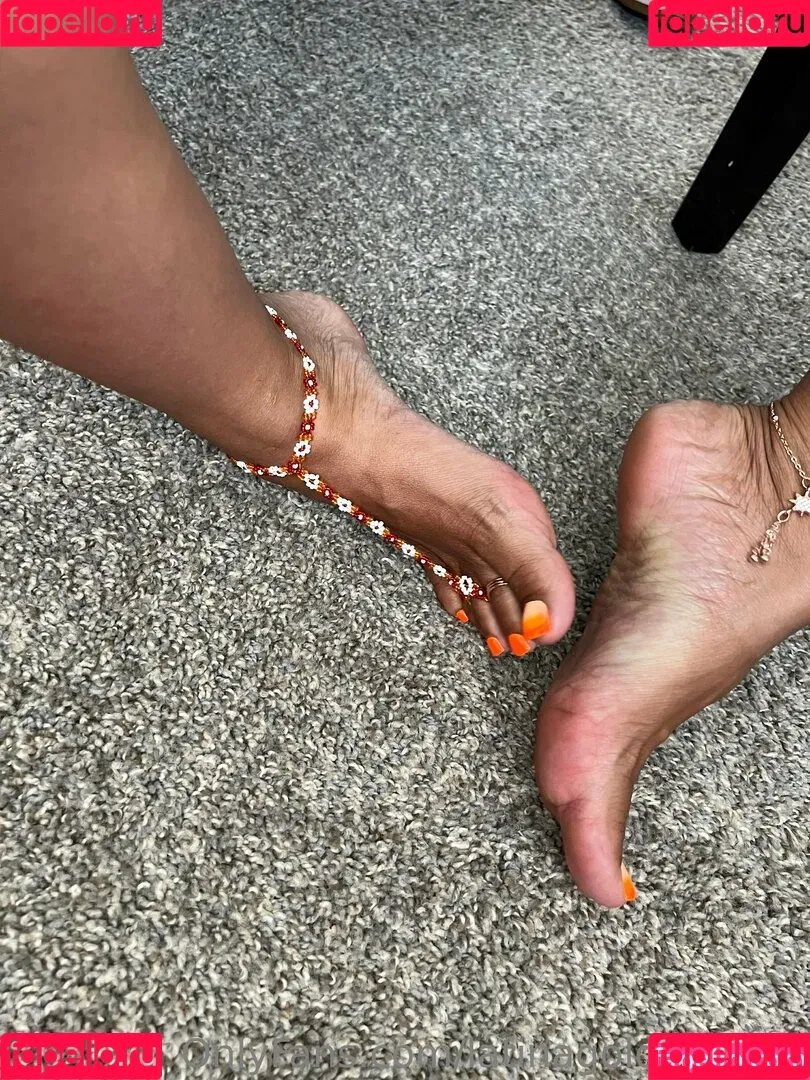 latinagoldensoles Onlyfans Photo Gallery 
