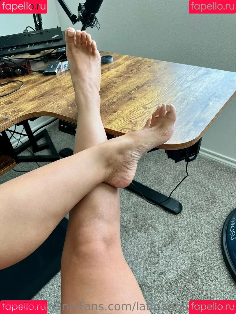 latinagoldensoles Onlyfans Photo Gallery 