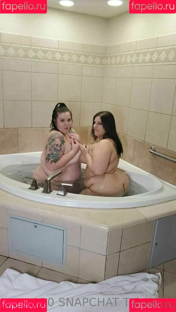freeboobiesandbooty Onlyfans Photo Gallery 