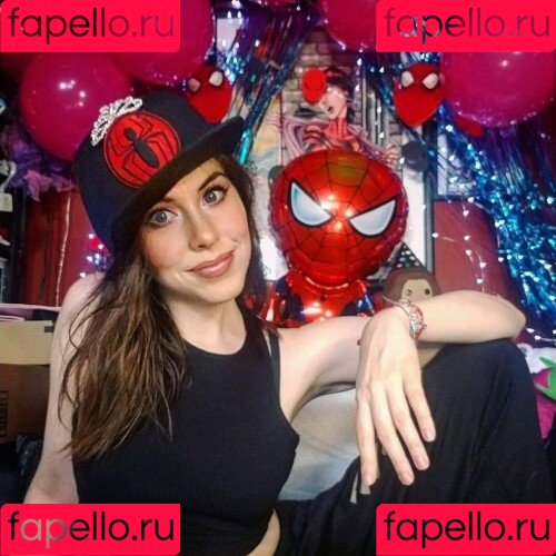 Lee Hee Express Onlyfans Photo Gallery 