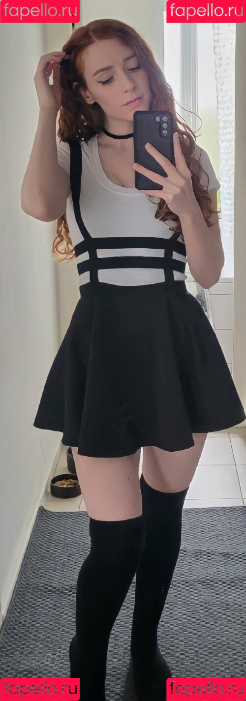 Lee Hee Express Onlyfans Photo Gallery 