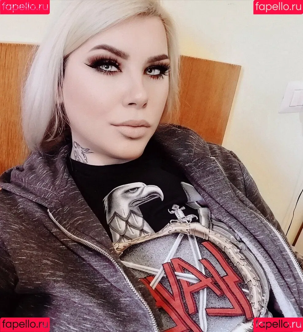 erszebetbathory666vip Onlyfans Photo Gallery 
