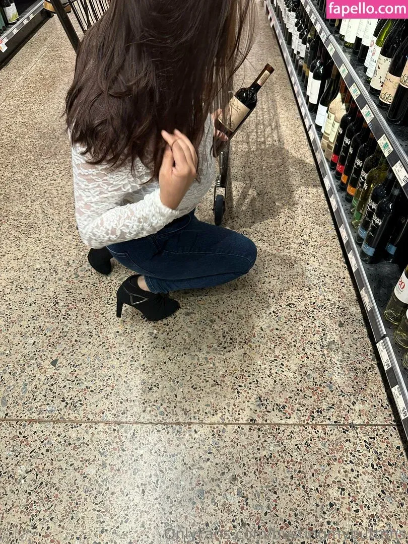 BustingMyButtons Onlyfans Photo Gallery 