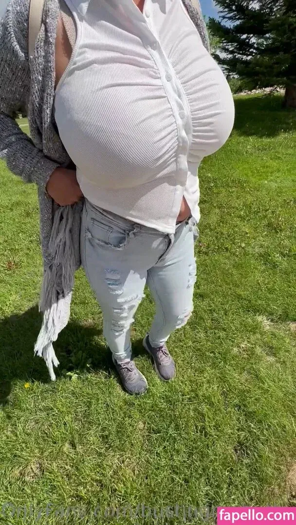 BustingMyButtons Onlyfans Photo Gallery 