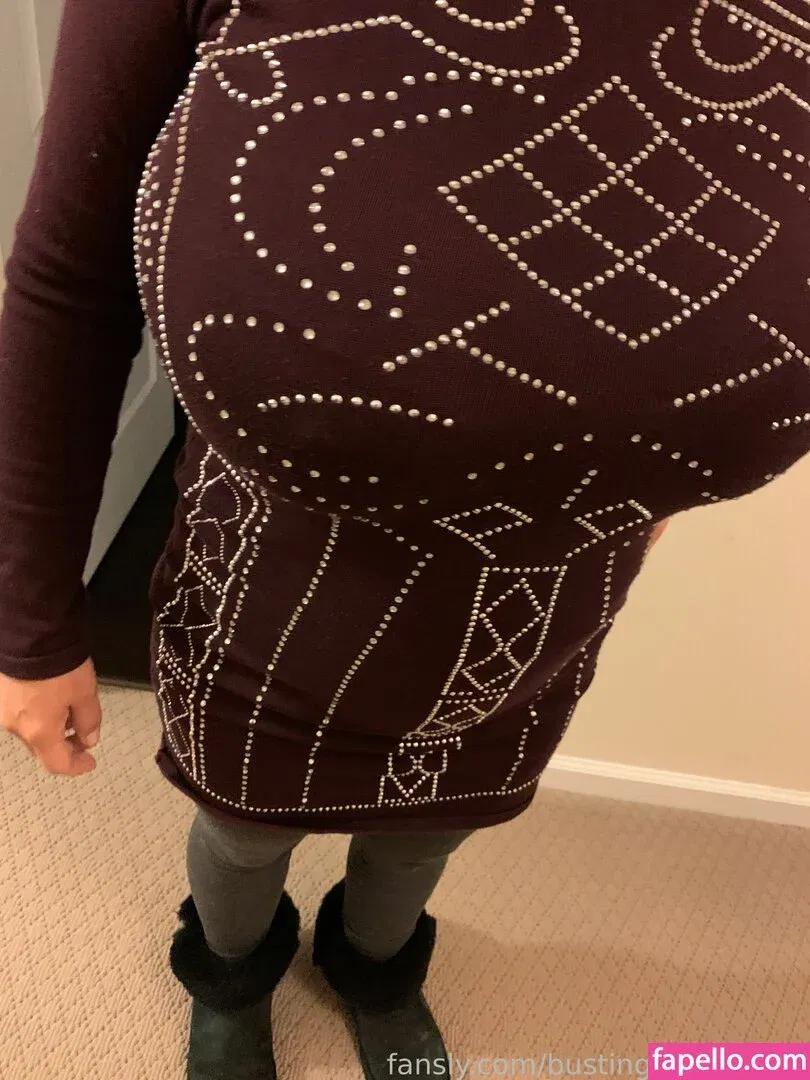 BustingMyButtons Onlyfans Photo Gallery 