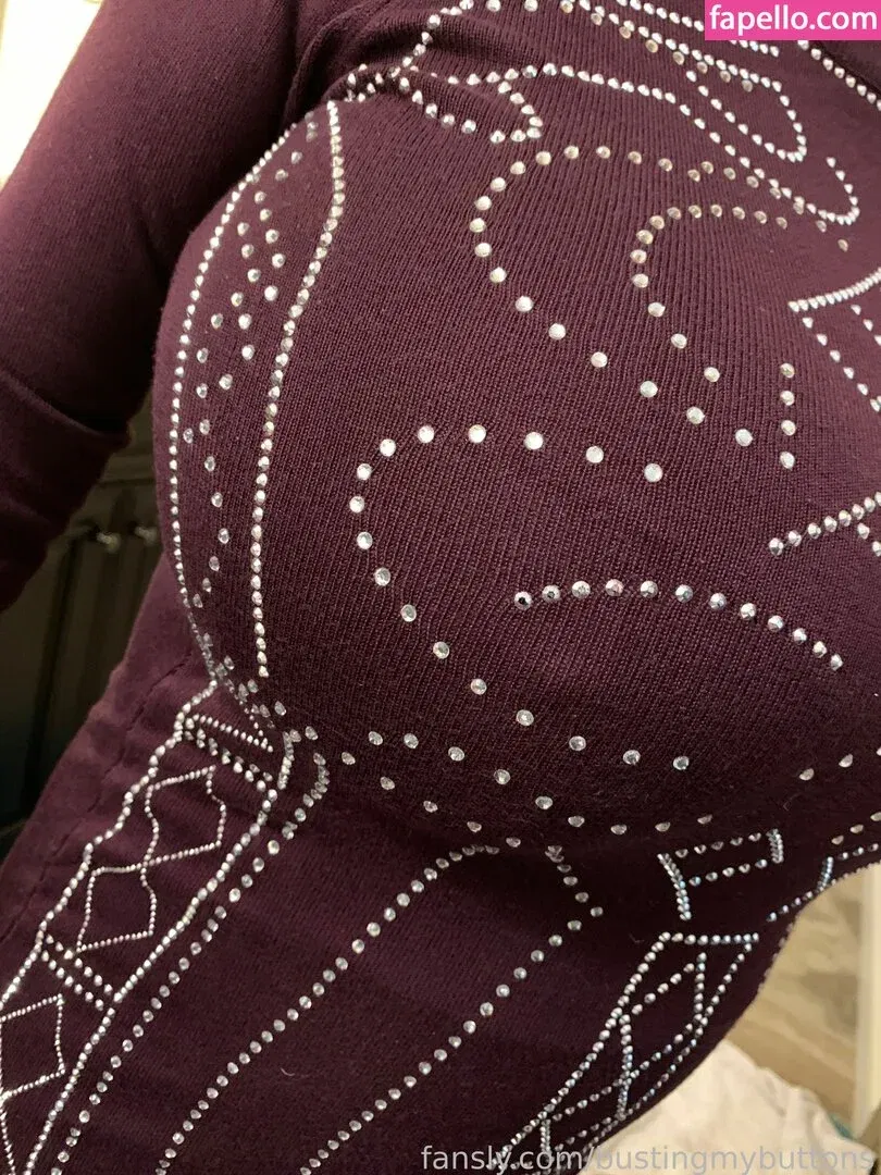 BustingMyButtons Onlyfans Photo Gallery 