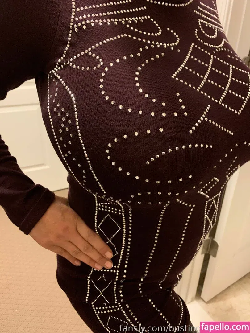 BustingMyButtons Onlyfans Photo Gallery 