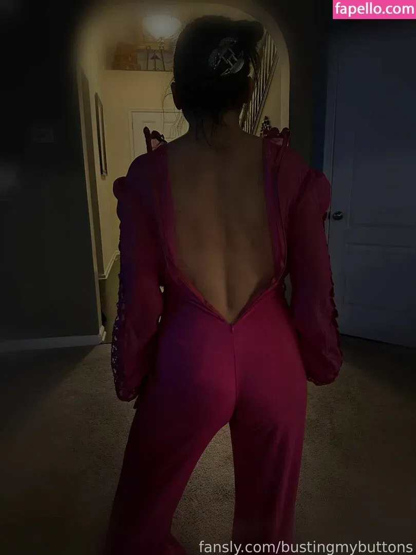 BustingMyButtons Onlyfans Photo Gallery 