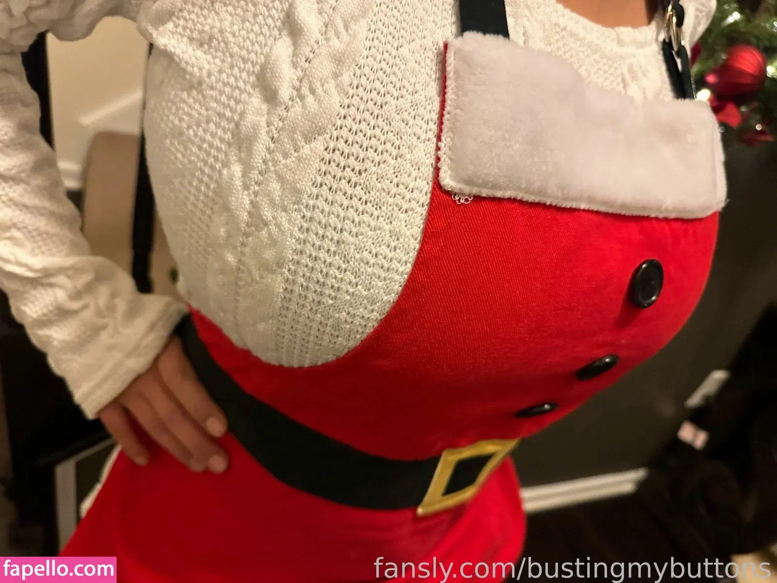 BustingMyButtons Onlyfans Photo Gallery 