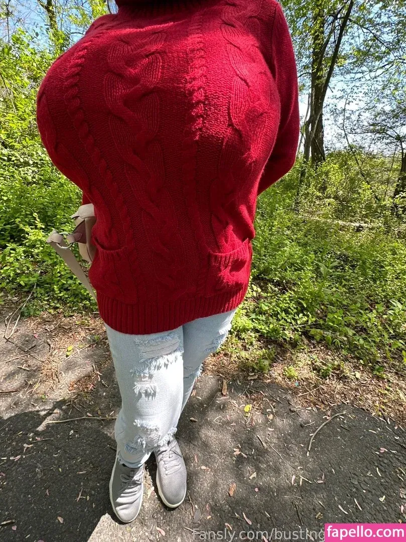 BustingMyButtons Onlyfans Photo Gallery 