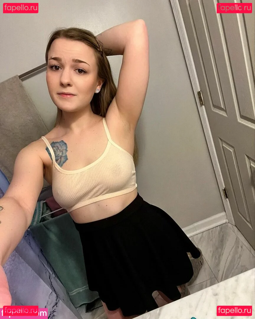 little_mollyy Onlyfans Photo Gallery 