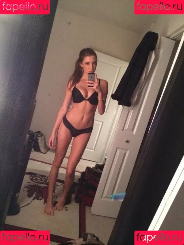 Alyssa Arce Onlyfans Photo Gallery 