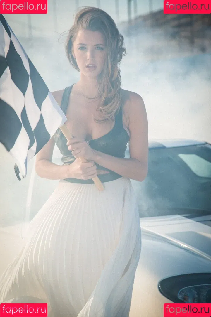 Alyssa Arce Onlyfans Photo Gallery 