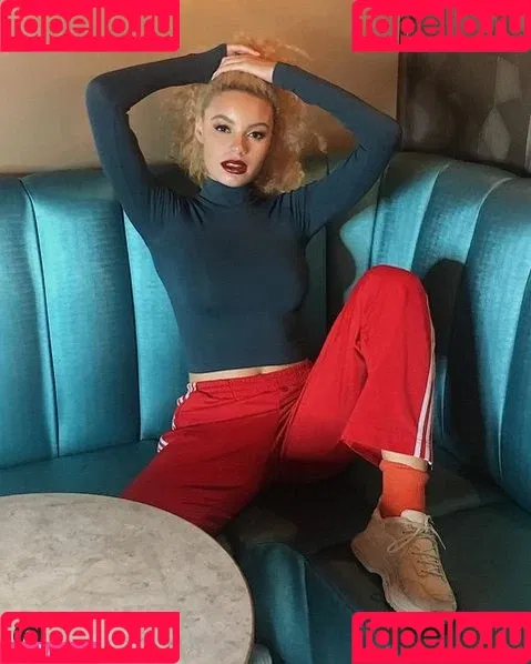 Lara_never_laura Onlyfans Photo Gallery 