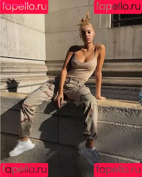 Lara_never_laura Onlyfans Photo Gallery 