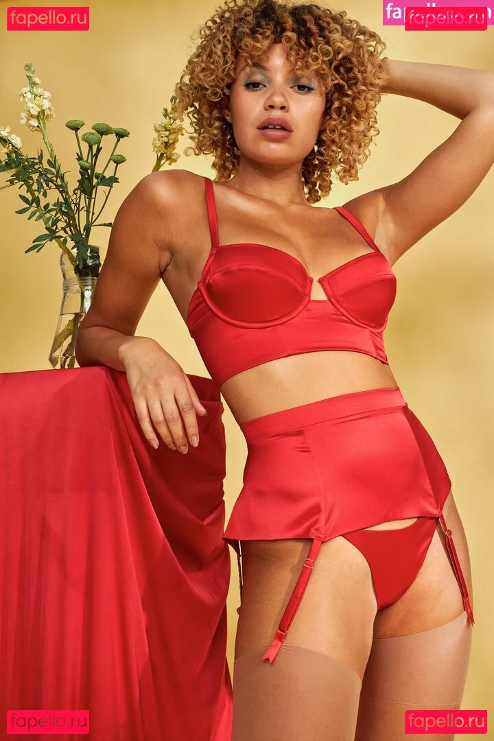 Lara_never_laura Onlyfans Photo Gallery 