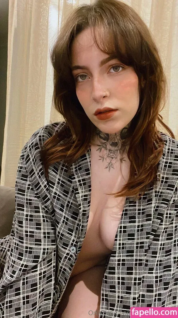 Oriana Valentine Onlyfans Photo Gallery 